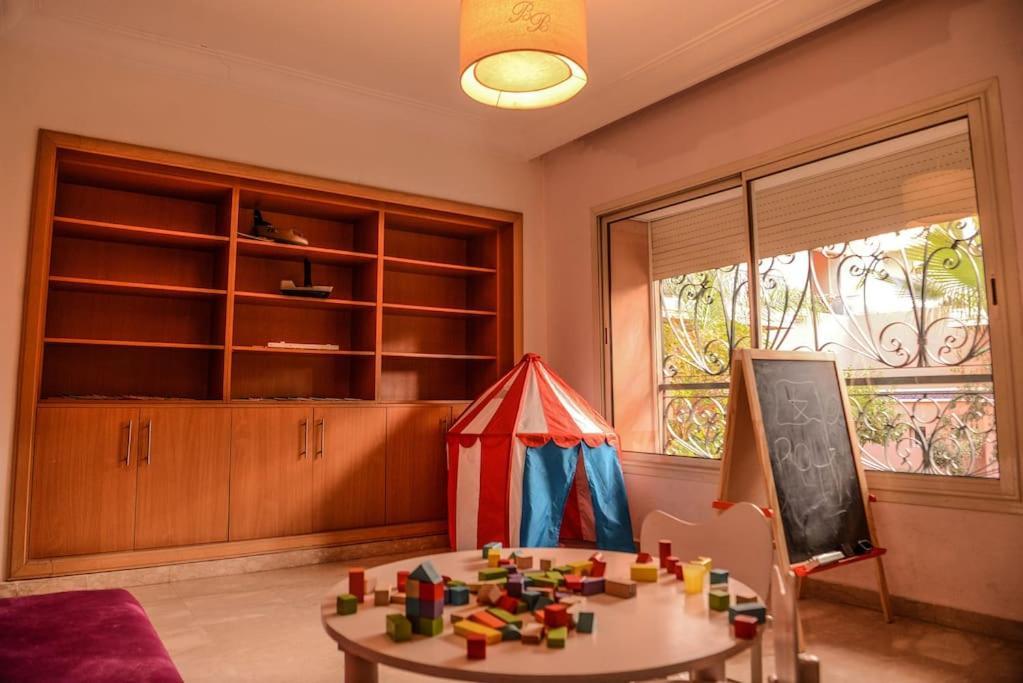 Beautiful, Great Equipped 122 M Holiday Apartment Near Majorelle Garden And Gueliz With Pool Views And A Large Balcony And Terrace Марракеш Экстерьер фото