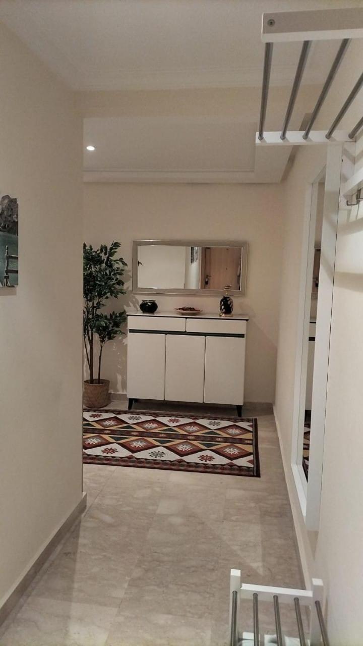 Beautiful, Great Equipped 122 M Holiday Apartment Near Majorelle Garden And Gueliz With Pool Views And A Large Balcony And Terrace Марракеш Экстерьер фото